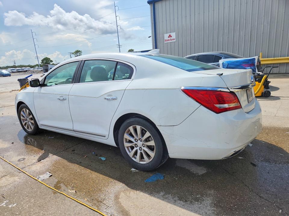 Photo 2 from auction – 2015 BUICK LACROSSE with VIN 1G4GB5GRXFF338758