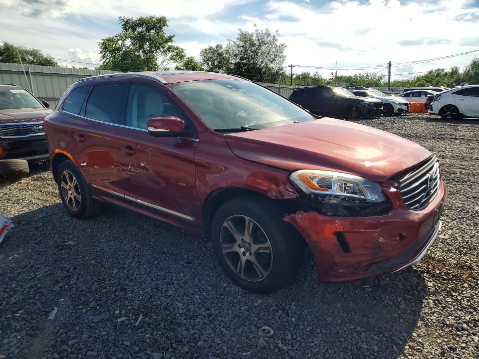 Photo 4 from auction – 2015 VOLVO XC60 with VIN YV4902RB4F2585506