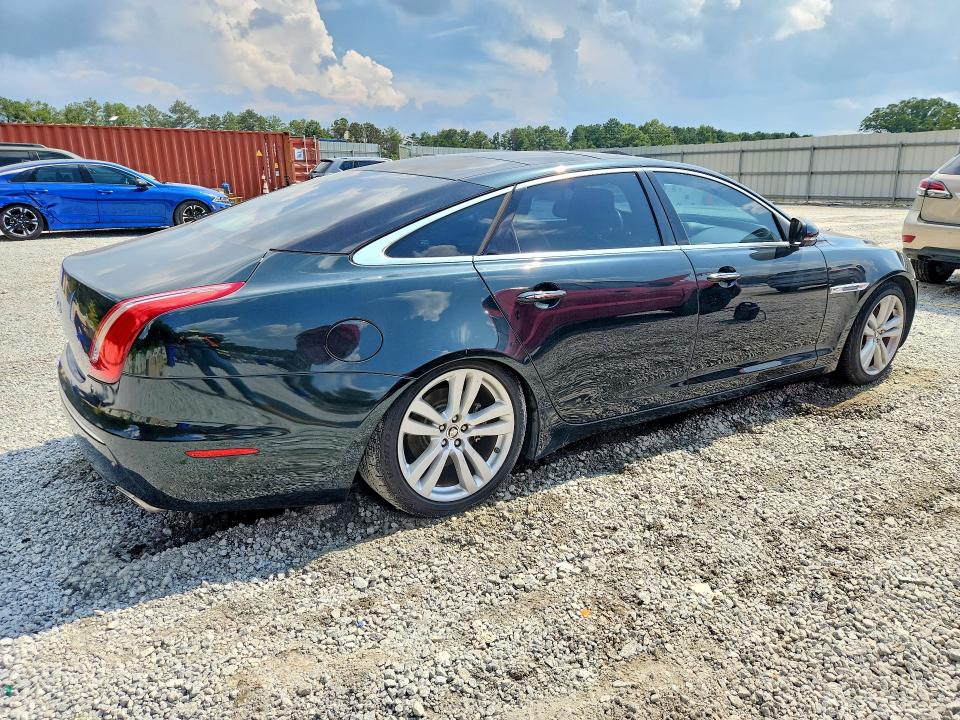 Zdjęcie 3 z aukcji – 2011 JAGUAR XJL z VIN SAJWA2GB0BLV14914