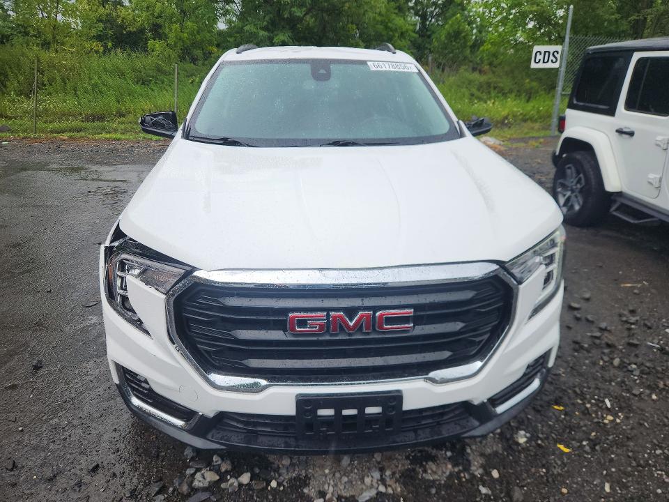 Photo 5 from auction – 2024 GMC TERRAIN with VIN 3GKALTEG1RL254582