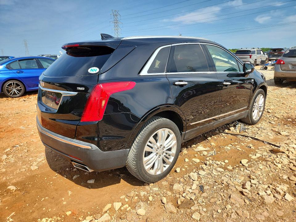 Photo 3 from auction – 2019 CADILLAC XT5 with VIN 1GYKNFRS3KZ146208