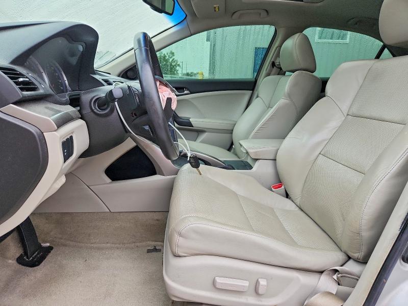 Photo 7 from auction – 2010 ACURA TSX with VIN JH4CU4F65AC000675