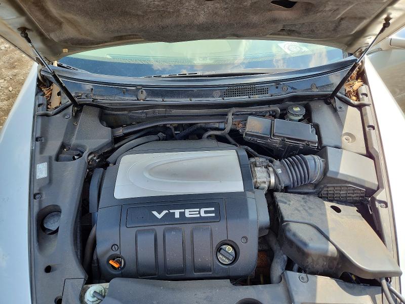 Photo 11 from auction – 2005 ACURA RL with VIN JH4KB16535C012207