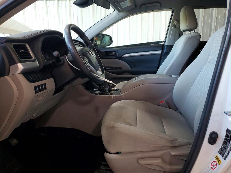 Photo 7 from auction – 2018 TOYOTA HIGHLANDER with VIN 5TDBZRFH3JS870419