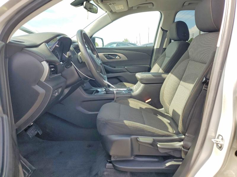 Photo 7 from auction – 2020 CHEVROLET TRAVERSE with VIN 1GNERFKW6LJ142780
