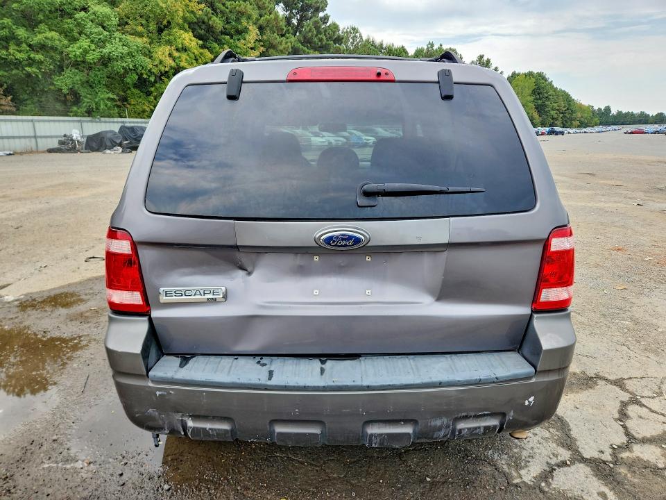 Photo 6 from auction – 2009 FORD ESCAPE with VIN 1FMCU03G89KB29613