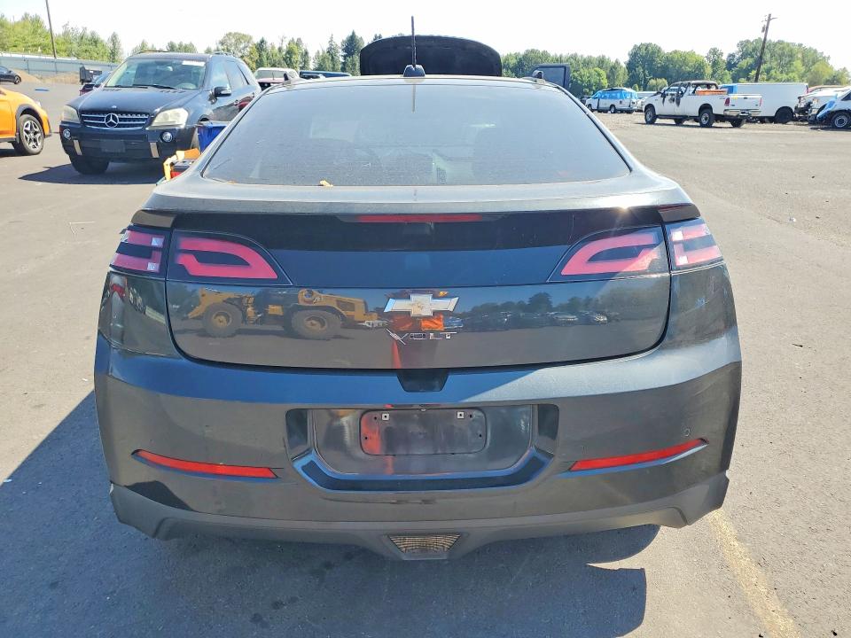 Photo 6 from auction – 2015 CHEVROLET VOLT with VIN 1G1RD6E45FU135222