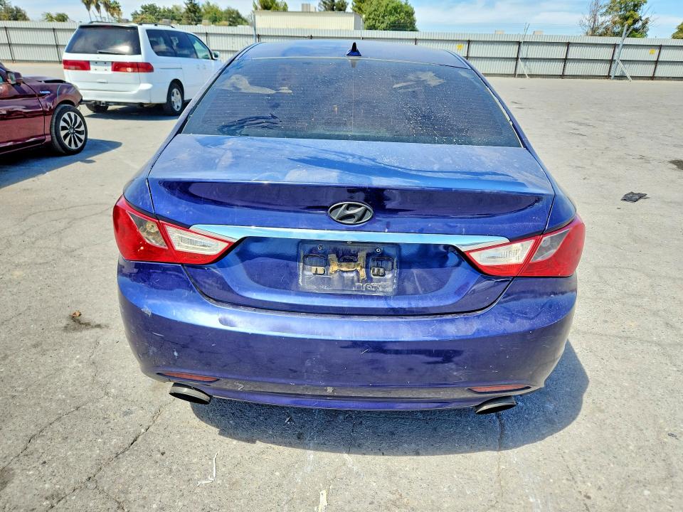 Photo 6 from auction – 2012 HYUNDAI SONATA with VIN 5NPEC4AC7CH365456