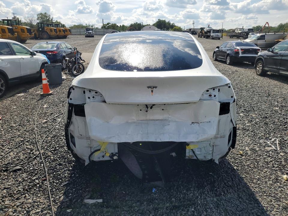 Photo 6 from auction – 2020 TESLA MODEL Y with VIN 5YJYGDEE7LF042925