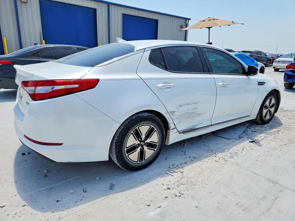 Photo 3 from auction – 2012 KIA OPTIMA with VIN KNAGM4AD8C5017709