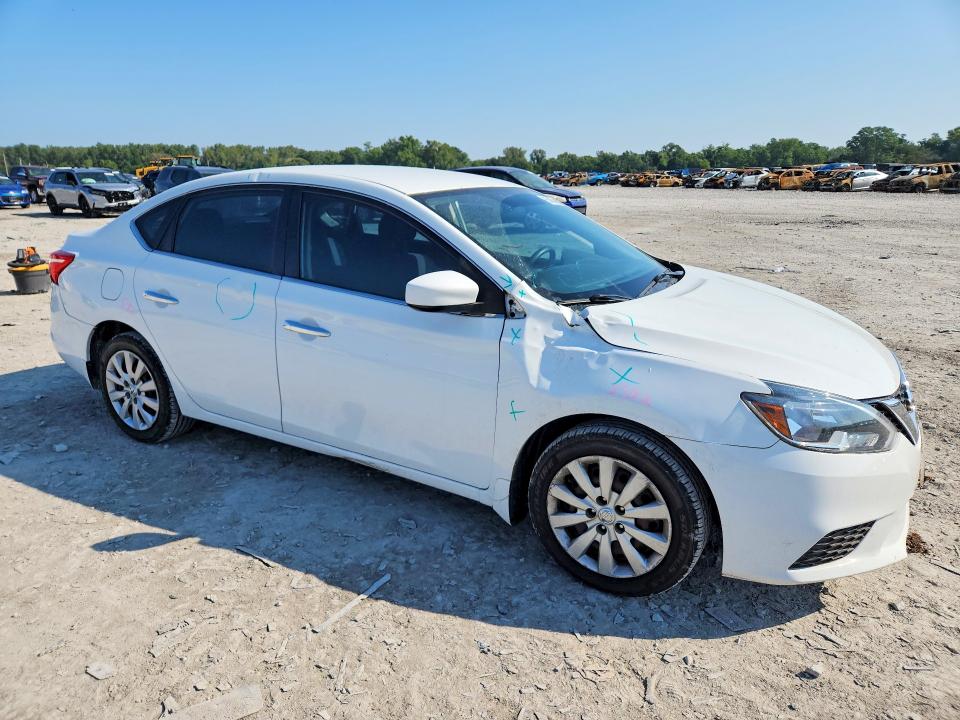 Photo 4 from auction – 2017 NISSAN SENTRA with VIN 3N1AB7AP6HY237518