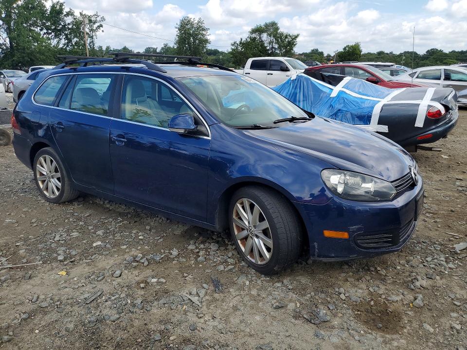 Photo 4 from auction – 2011 VOLKSWAGEN JETTA with VIN 3VWPZ7AJ5BM608307