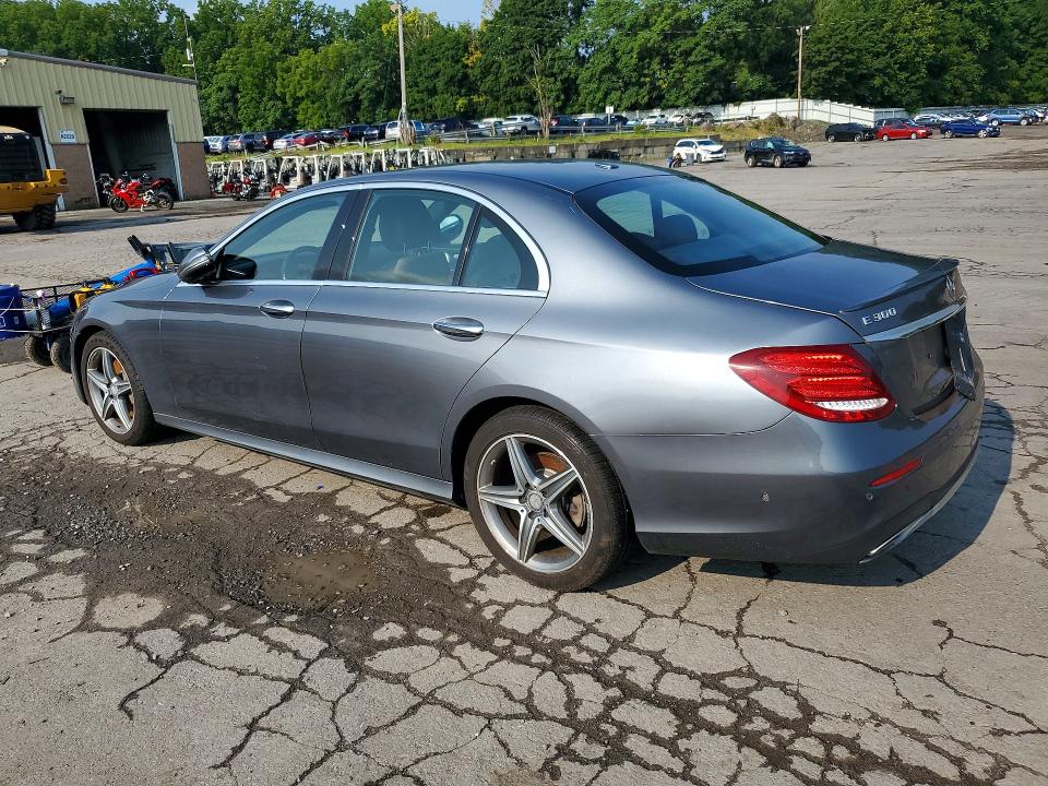 Photo 2 from auction – 2017 MERCEDES-BENZ E with VIN WDDZF4KB3HA215749