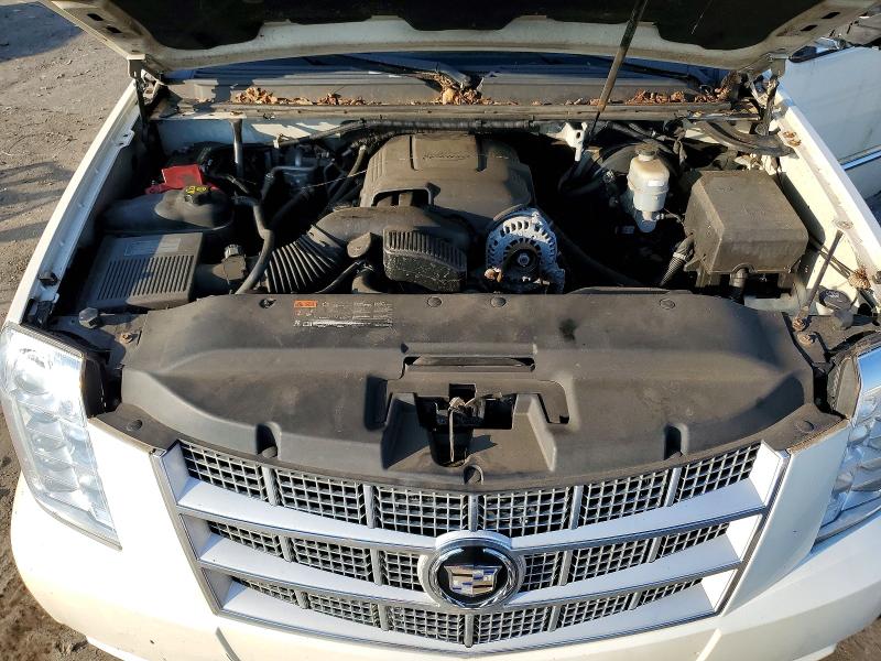 Photo 12 from auction – 2011 CADILLAC ESCALADE with VIN 1GYS4DEF7BR260583