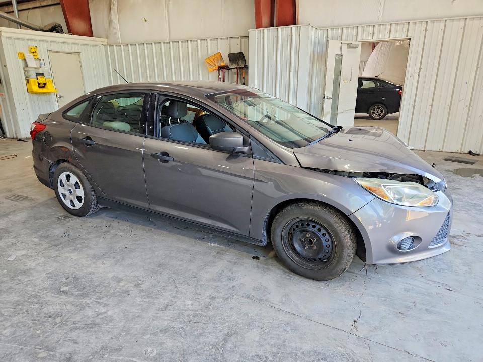 Photo 4 from auction – 2014 FORD FOCUS with VIN 1FADP3E2XEL291420
