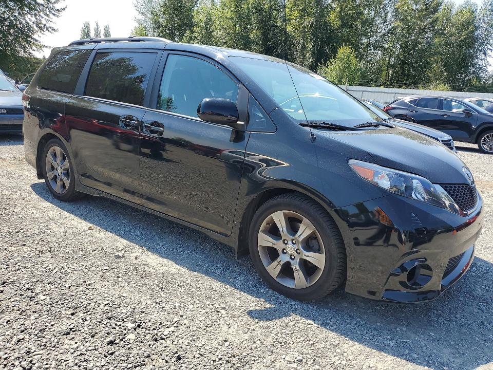 Photo 4 from auction – 2012 TOYOTA SIENNA with VIN 5TDXK3DC7CS218971