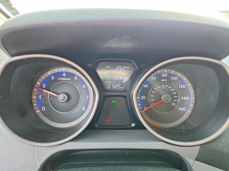 Photo 9 from auction – 2015 HYUNDAI ELANTRA with VIN KMHDH4AE7FU359614