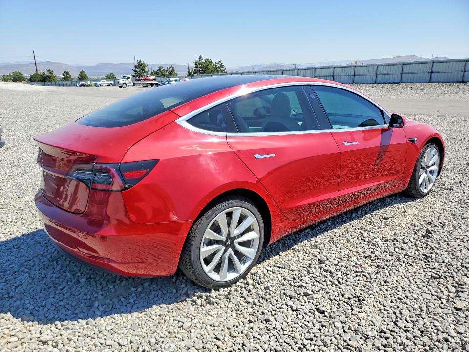 Photo 3 from auction – 2018 TESLA MODEL 3 with VIN 5YJ3E1EB1JF100805