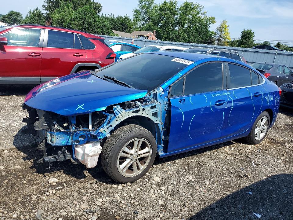 CHEVROLET CRUZE 2017 with VIN 1G1BE5SM5H7109380 - Photo from auction