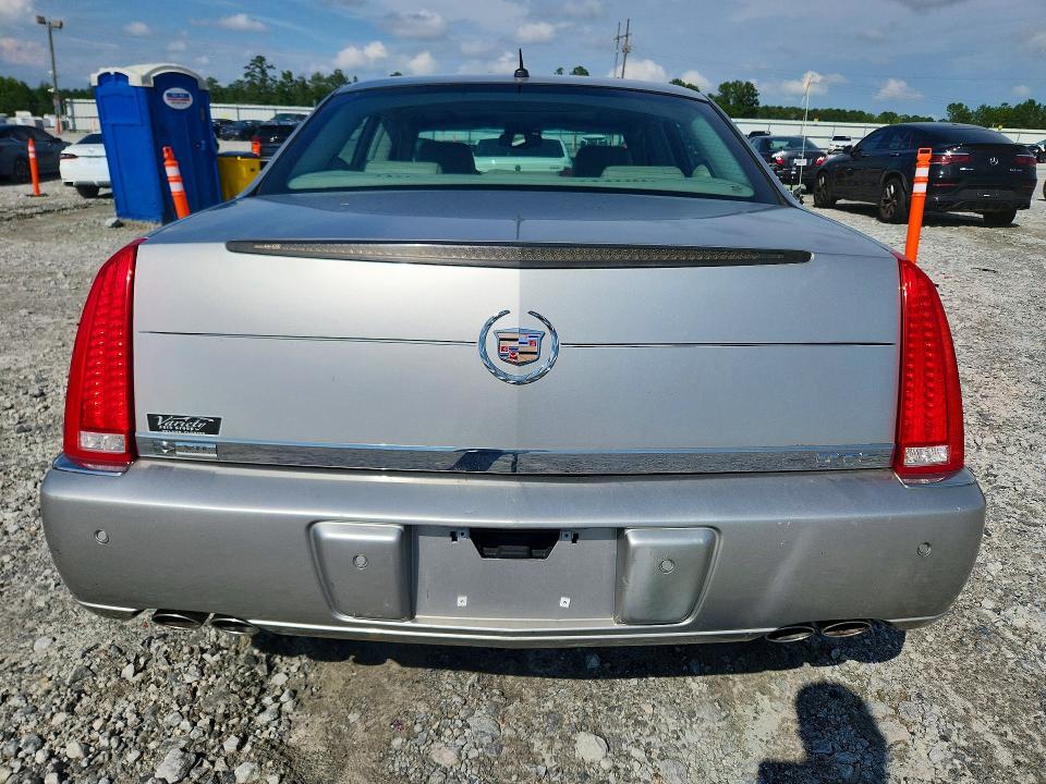 Photo 6 from auction – 2007 CADILLAC DTS with VIN 1G6KD57907U124712