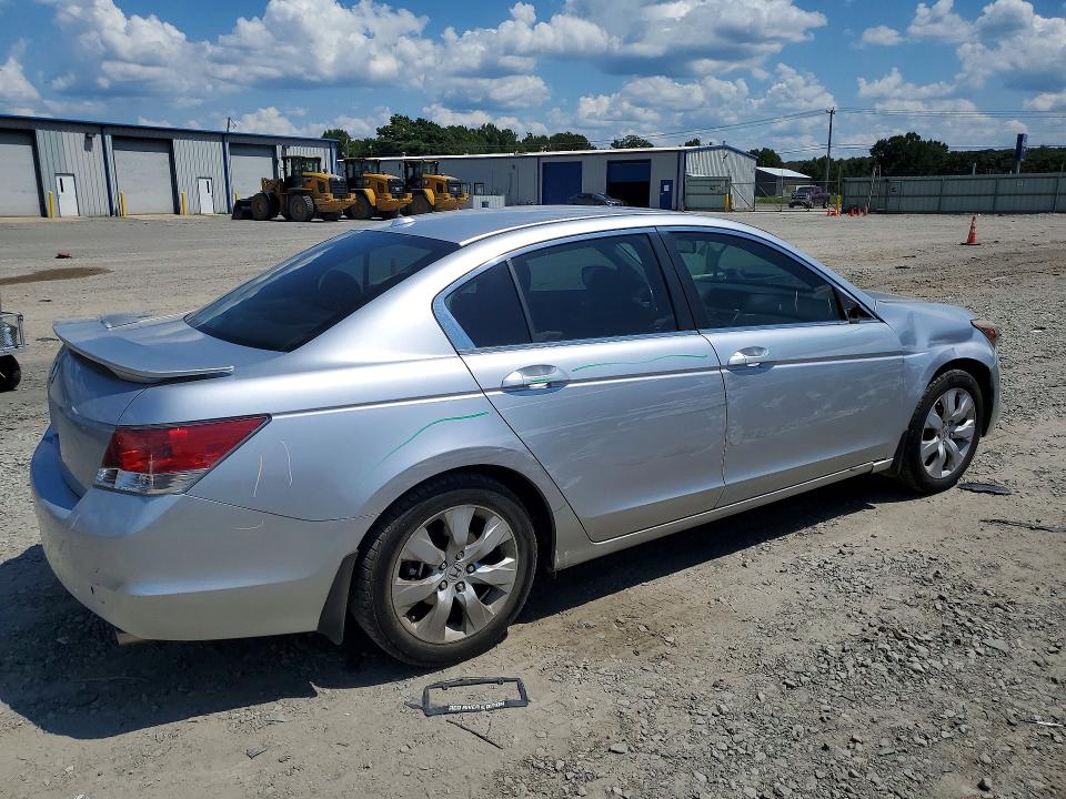 Photo 3 from auction – 2008 HONDA ACCORD with VIN JHMCP26828C078273