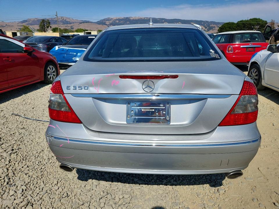 Photo 6 from auction – 2008 MERCEDES-BENZ E with VIN WDBUF56X08B228516
