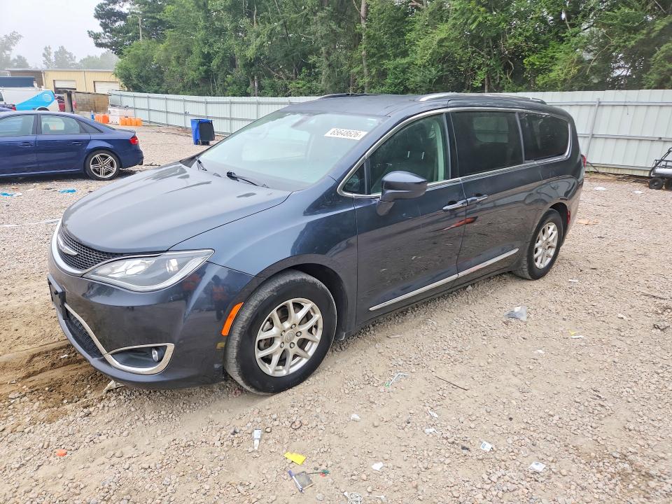 CHRYSLER PACIFICA 2020 with VIN 2C4RC1BG5LR279938 - Photo from auction