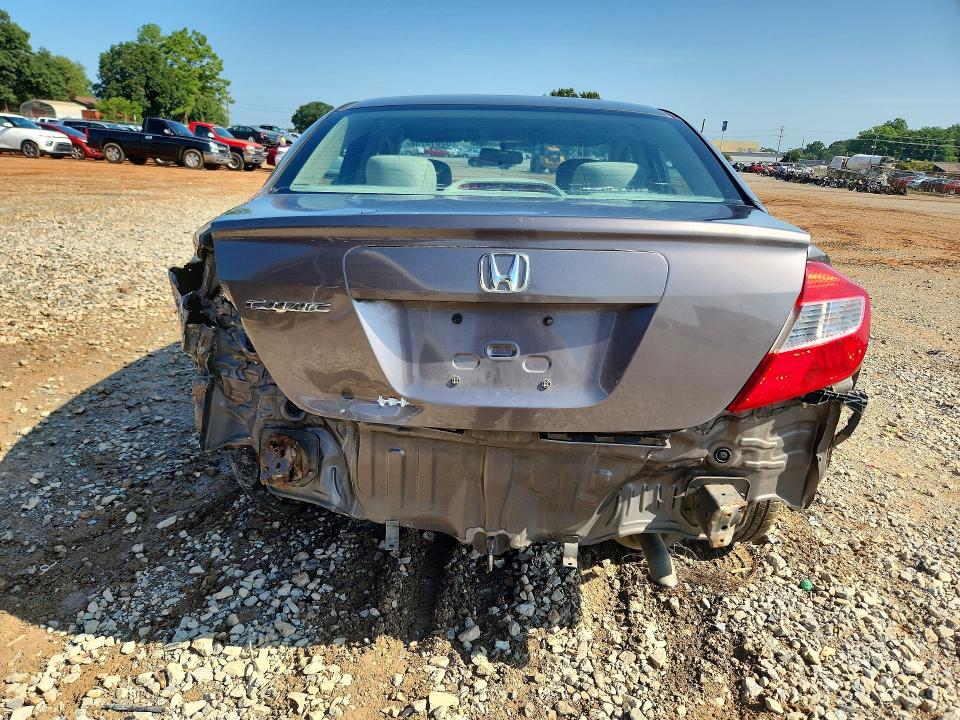 Photo 6 from auction – 2012 HONDA CIVIC with VIN 19XFB2F58CE076595