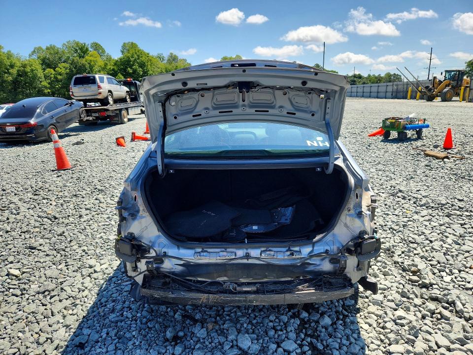 Photo 6 from auction – 2017 HYUNDAI ELANTRA with VIN 5NPD84LF9HH036737