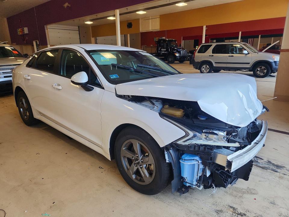 Photo 4 from auction – 2023 KIA K5 with VIN 5XXG14J21PG203913