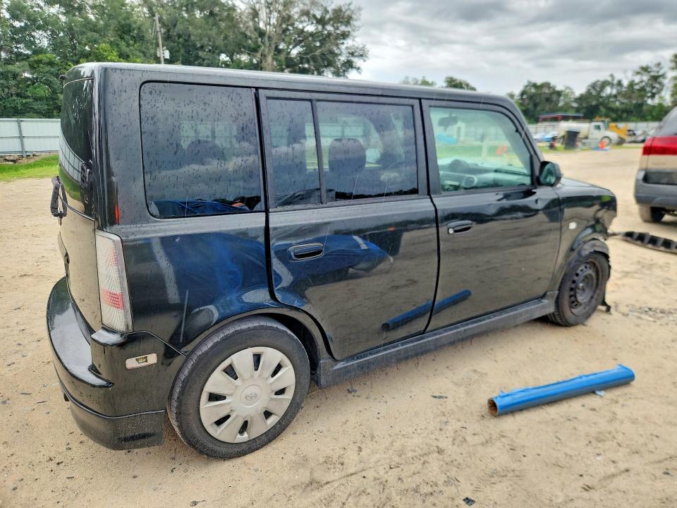 Photo 3 from auction – 2006 SCION XB with VIN JTLKT324764113984