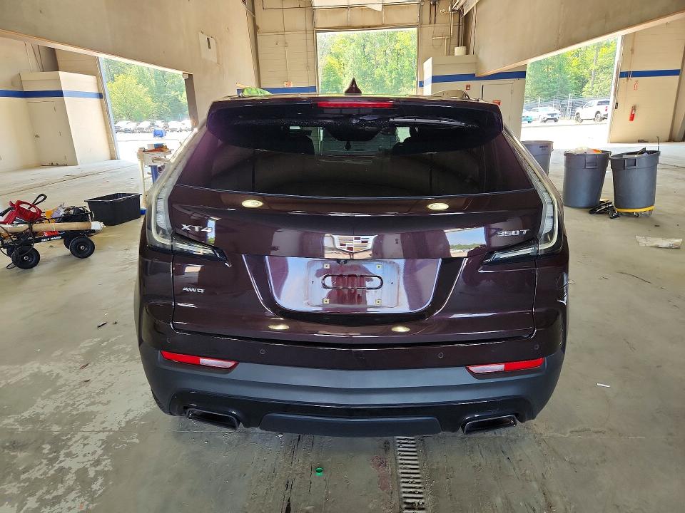 Photo 6 from auction – 2020 CADILLAC XT4 with VIN 1GYFZFR40LF141896