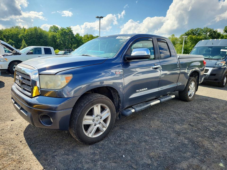 TOYOTA TUNDRA 2007 with VIN 5TFBV58147X007703 - Photo from auction