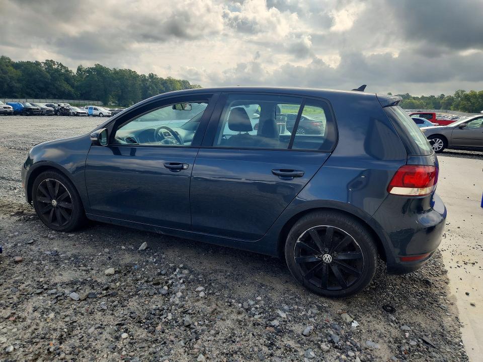 Photo 2 from auction – 2011 VOLKSWAGEN GOLF with VIN WVWDM7AJ2BW293938