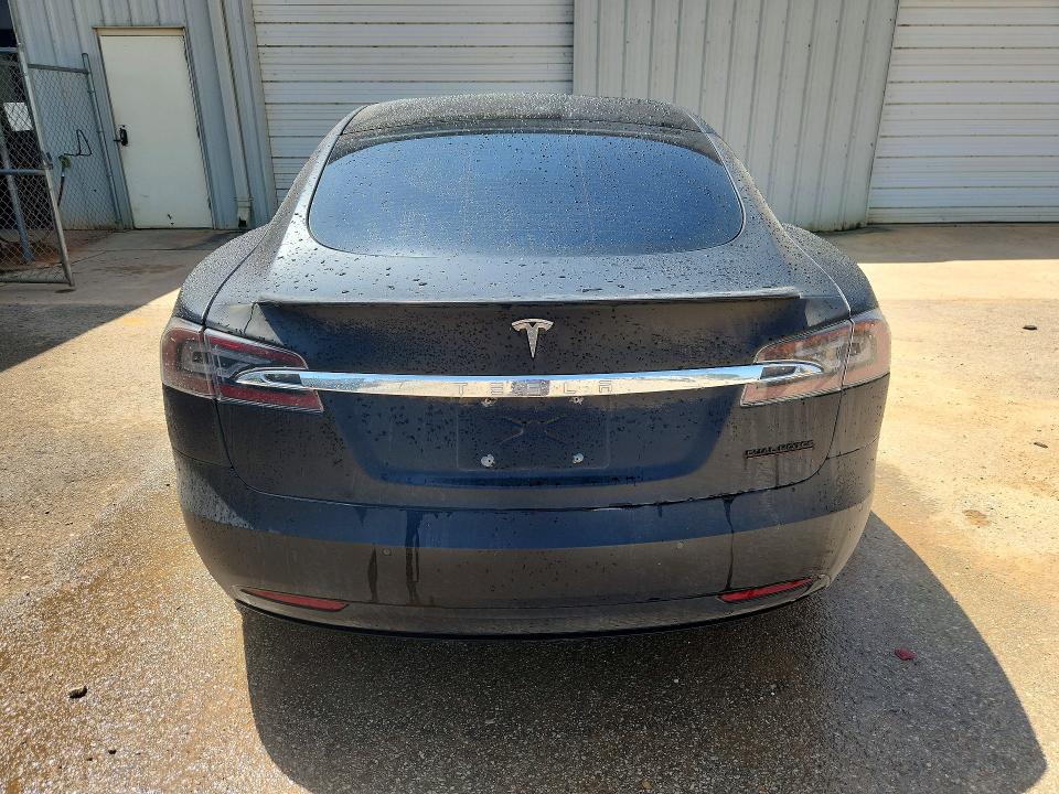 Photo 6 from auction – 2020 TESLA MODEL S with VIN 5YJSA1E43LF400020