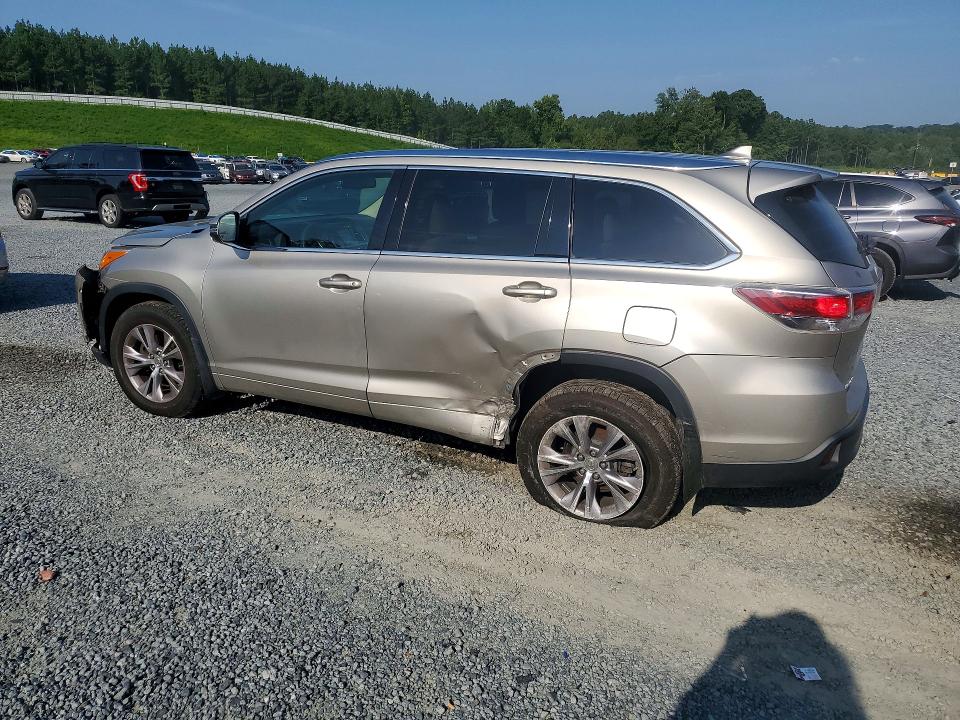 صورة رقم 2 من المزاد - 2014 TOYOTA HIGHLANDER مع VIN 5TDJKRFH0ES011651