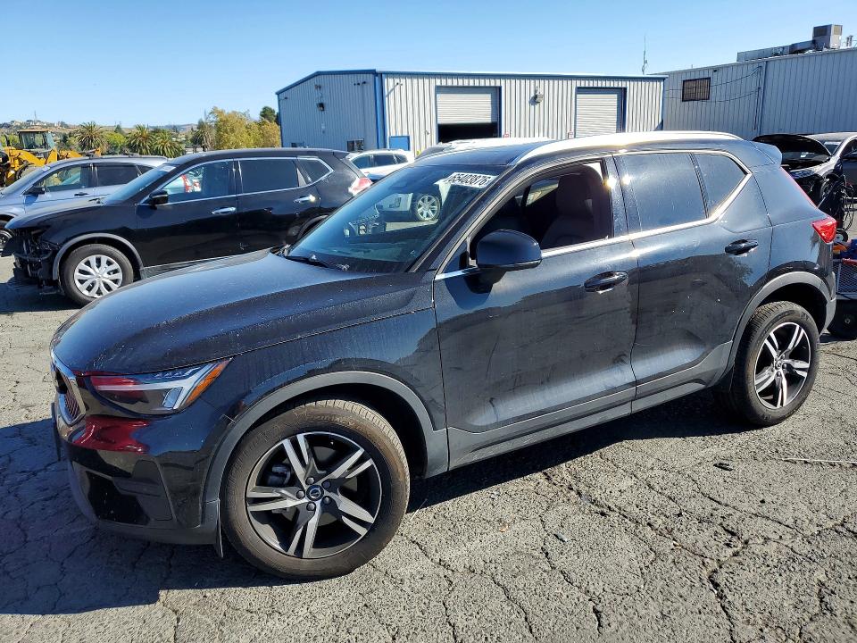 2024 VOLVO XC40 - Търг №65403876