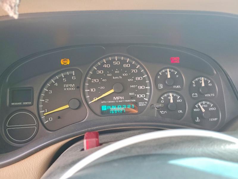 Photo 9 from auction – 2001 CHEVROLET SILVERADO with VIN 2GCEC19V611154011