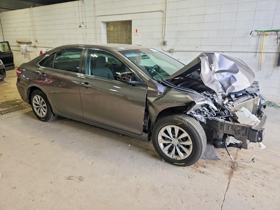 Photo 4 from auction – 2017 TOYOTA CAMRY with VIN 4T1BF1FK6HU682033