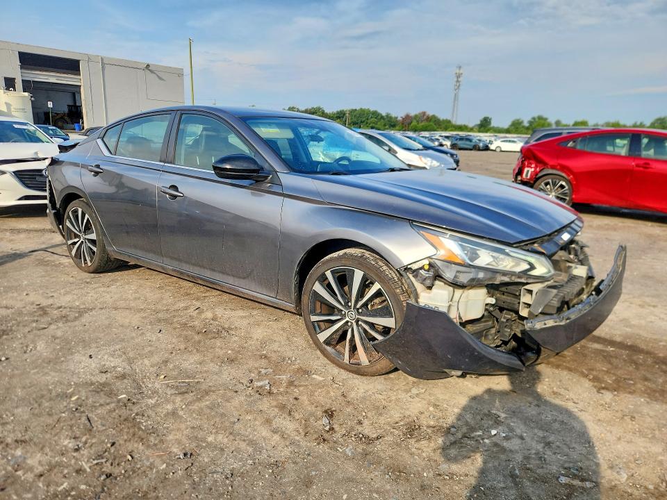 Photo 4 from auction – 2021 NISSAN ALTIMA with VIN 1N4BL4CV9MN362759