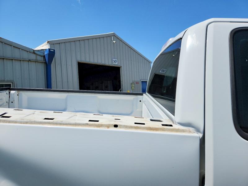 Photo 10 from auction – 2005 FORD F150 with VIN 1FTRF12W35NA63665