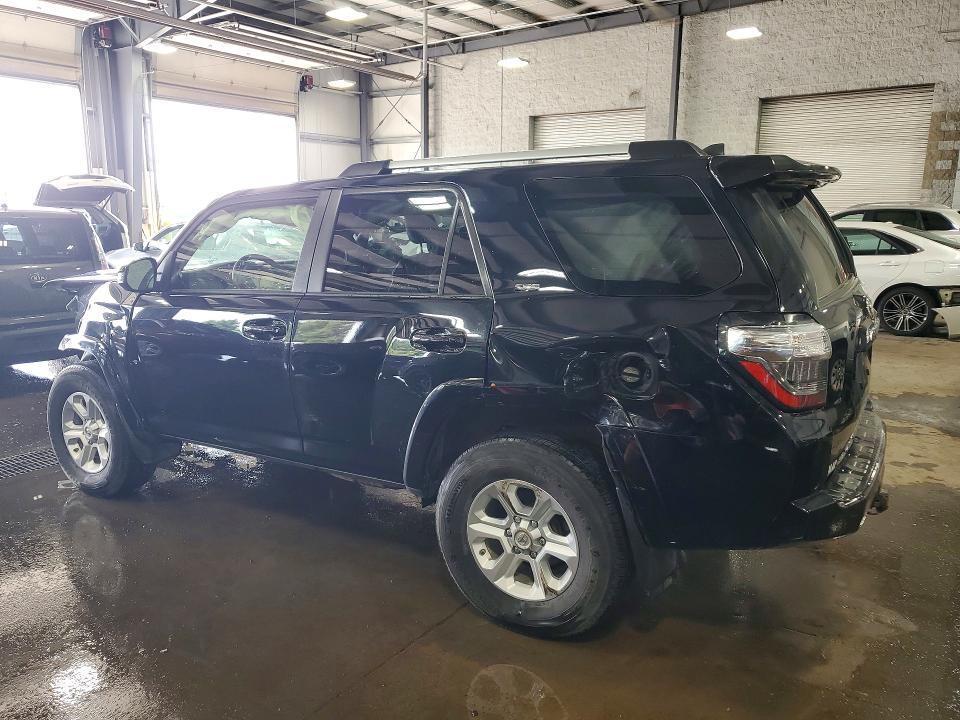 Photo 2 from auction – 2021 TOYOTA 4RUNNER with VIN JTENU5JR7M5889419