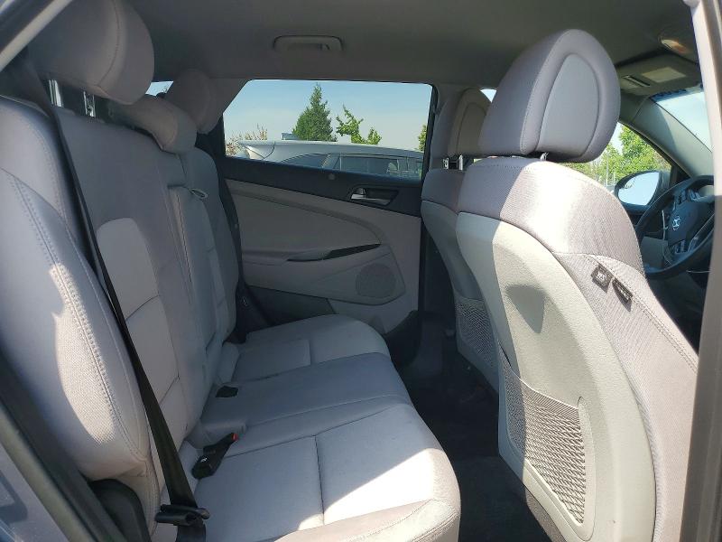 Photo 11 from auction – 2018 HYUNDAI TUCSON with VIN KM8J3CA43JU693974