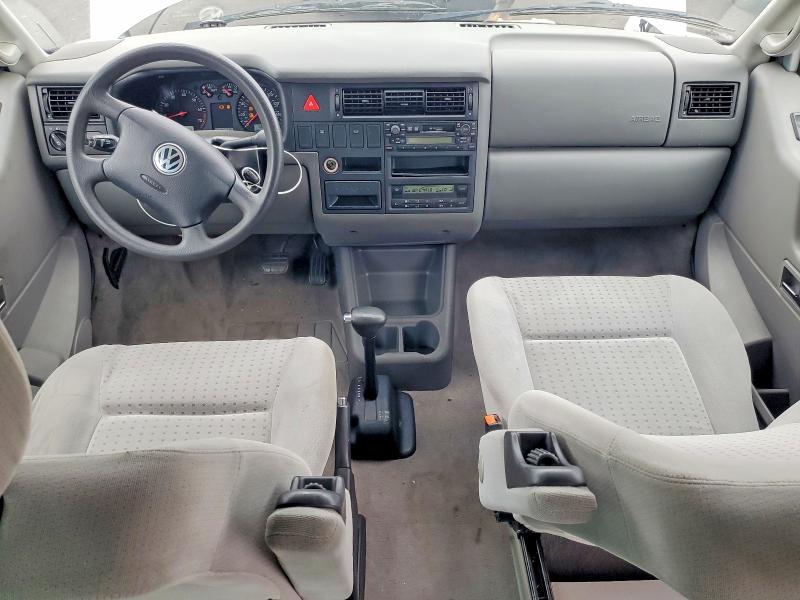 Photo 8 from auction – 2003 VOLKSWAGEN EUROVAN with VIN WV2KB470X3H038634