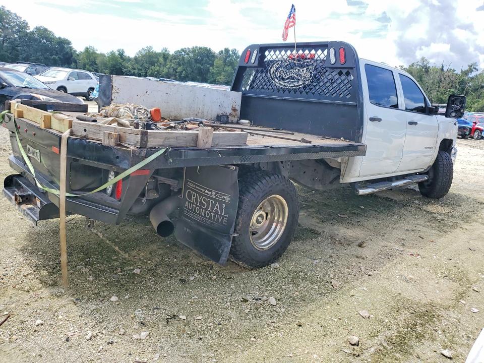Photo 3 from auction – 2017 CHEVROLET SILVERADO with VIN 1GB4KYCY1HF124366