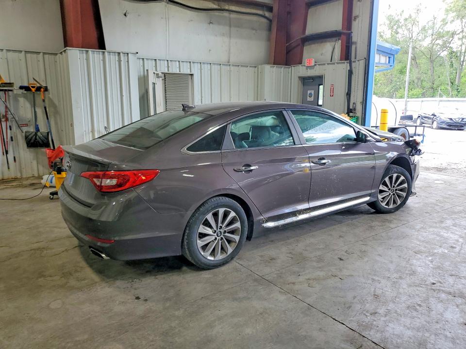 Photo 3 from auction – 2016 HYUNDAI SONATA with VIN 5NPE34AF3GH355040
