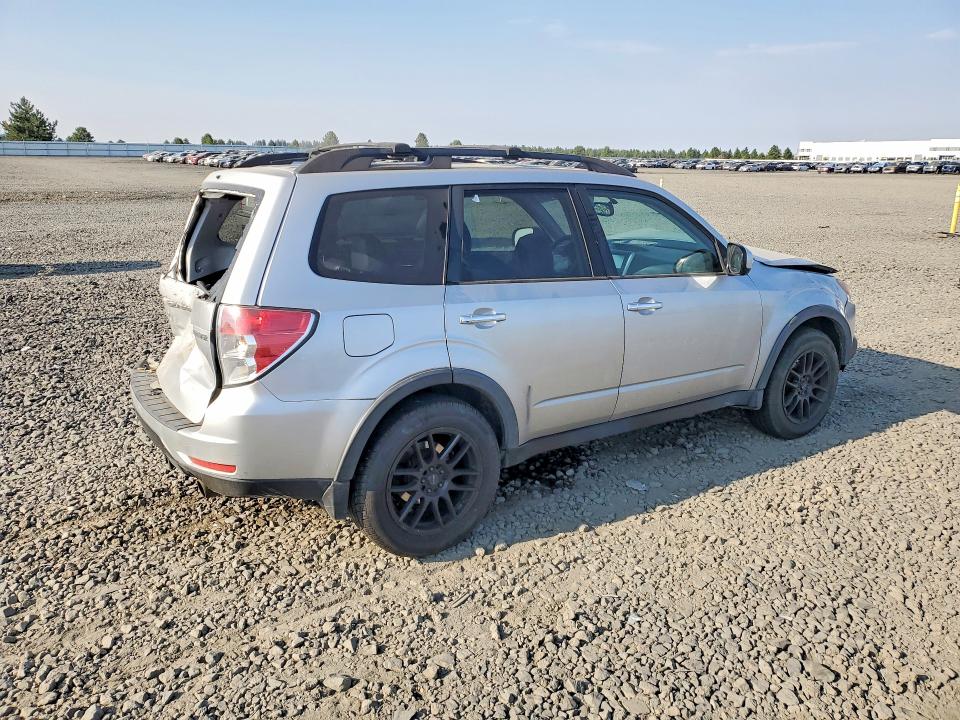 Photo 3 from auction – 2009 SUBARU FORESTER with VIN JF2SH64649H744316