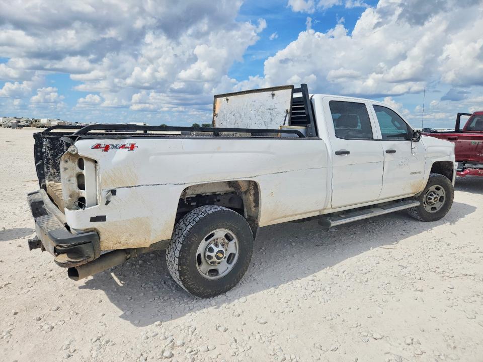 Photo 3 from auction – 2015 CHEVROLET SILVERADO with VIN 1GC1KUE80FF525652
