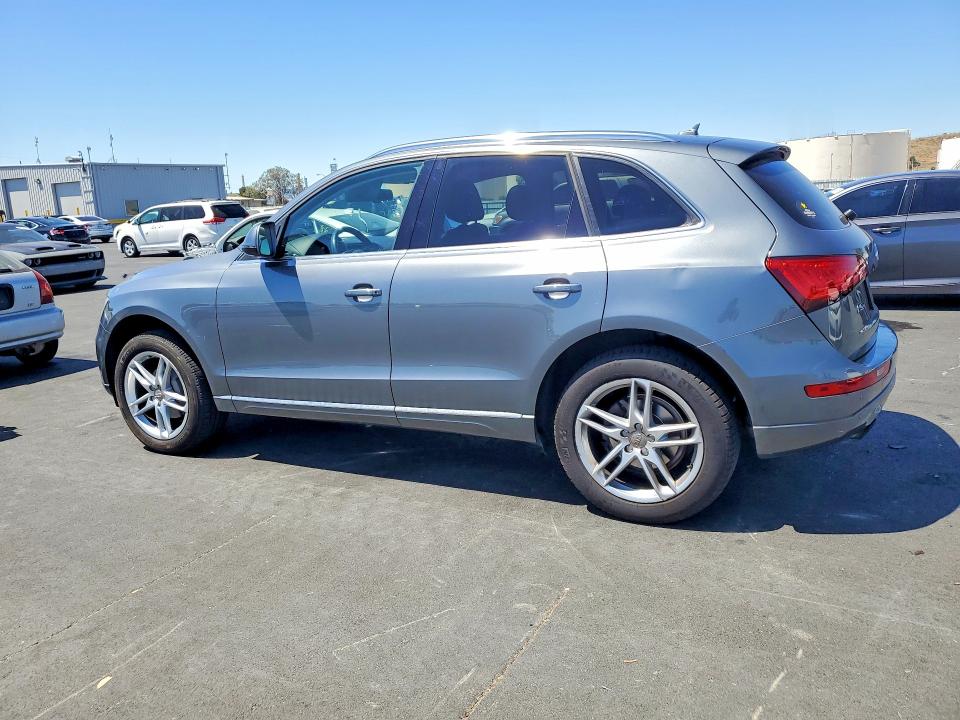 Photo 2 from auction – 2013 AUDI Q5 with VIN WA1LFAFP7DA019810