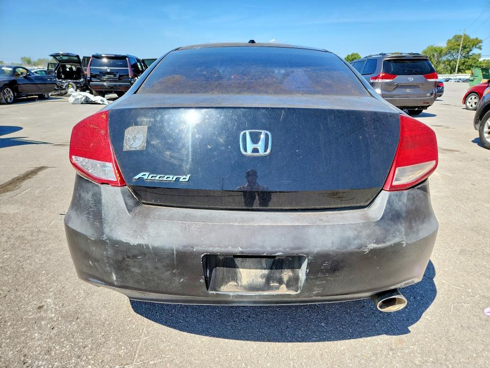 Photo 6 from auction – 2011 HONDA ACCORD with VIN 1HGCS1B85BA008786